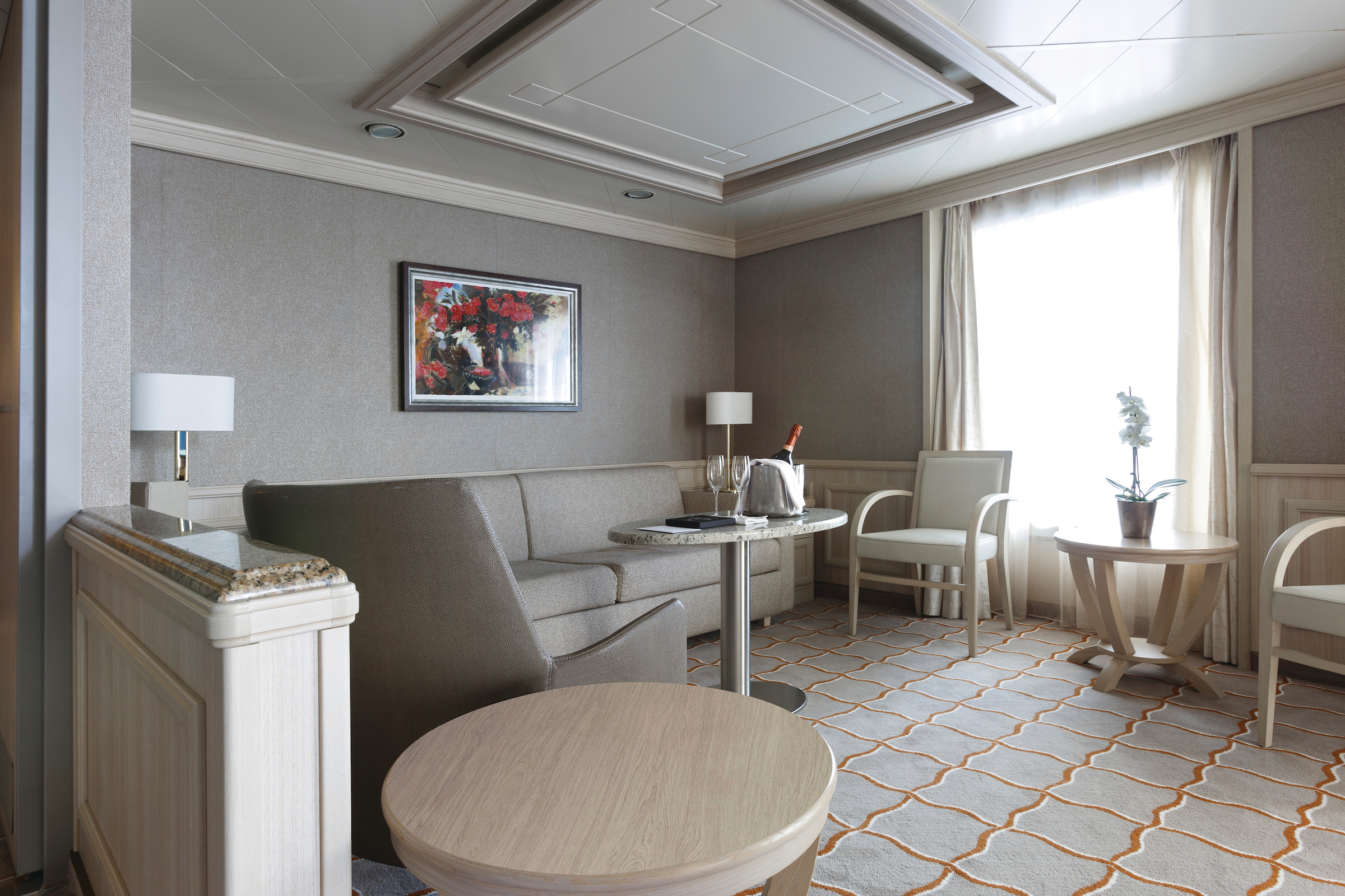 Silversea - Silver Spirit - Accommodation - Royal Suite 1.jpg
